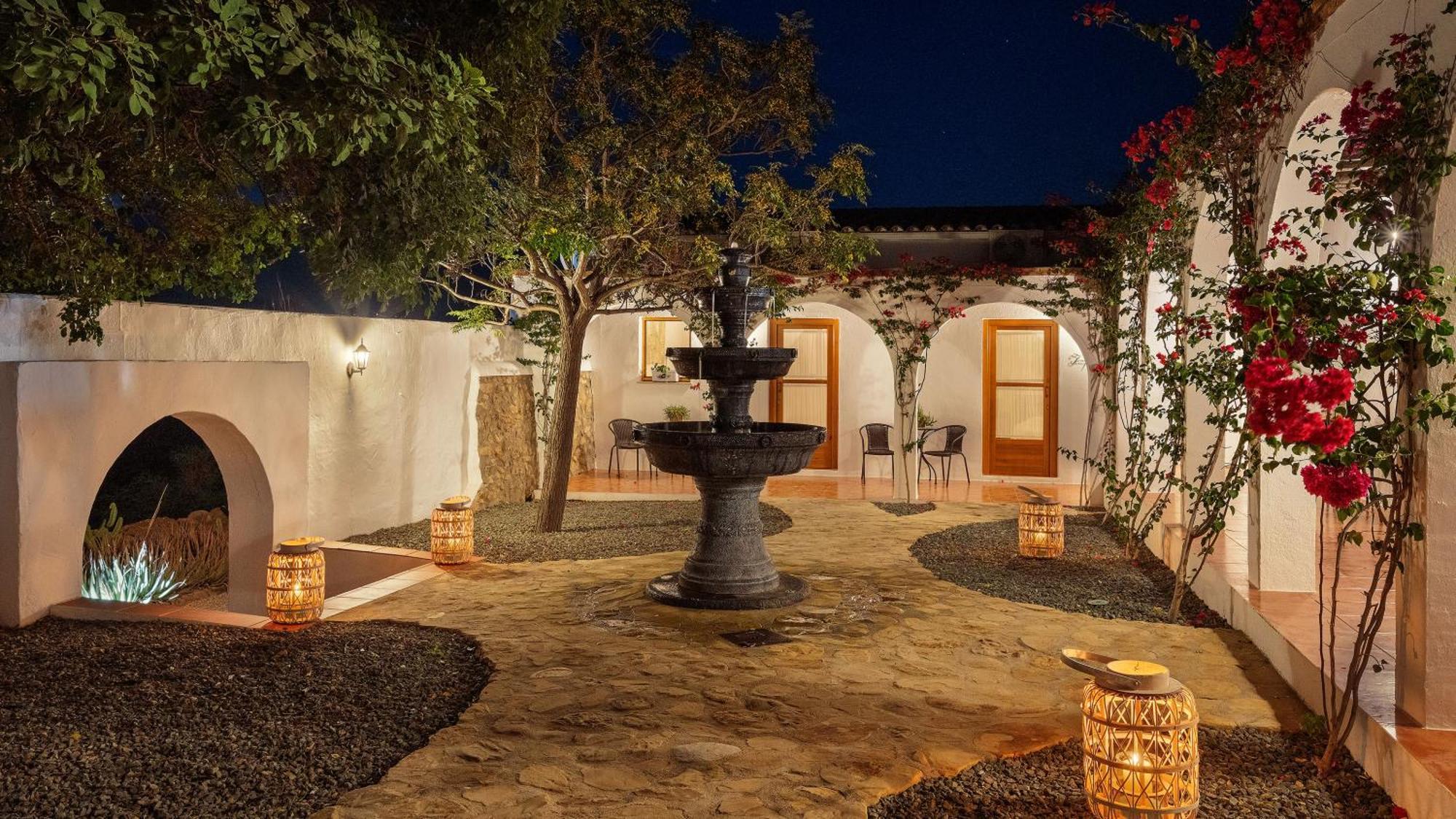 Boutique Hideaway Cortijo El Sarmiento (Adults Only) Bed & Breakfast Mojacar Exterior photo